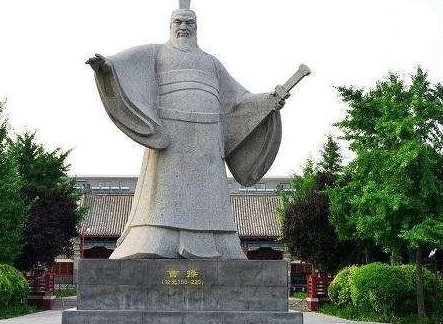 曹操本来有机会杀刘备 曹操最后为什么放弃了