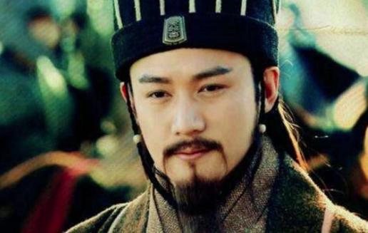 周瑜作对联讽刺黄月英丑,诸葛亮如何巧妙还击的