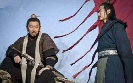 范增一心都想杀刘邦,项羽为什么还怀疑他叛变