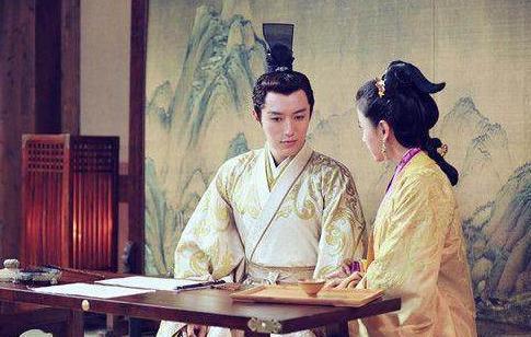 古代第一美男潘安为什么在三十二岁就生白发