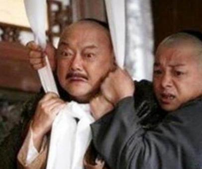 为什么和珅死后嘉庆就后悔了 原因是什么导致的