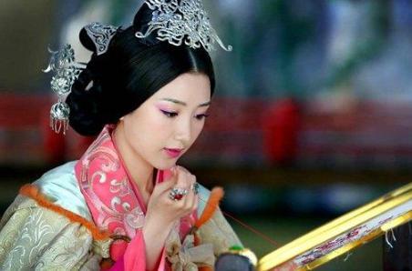 上官皇后为什么15岁就当上了皇太后