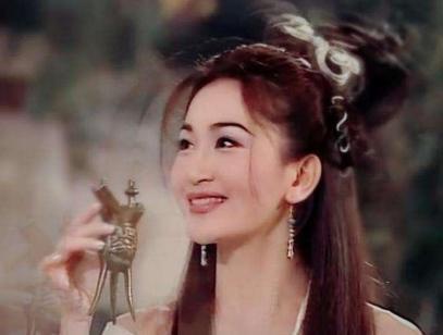 妲己在临睡之前为什么总爱吃甜食 难道她不怕胖吗