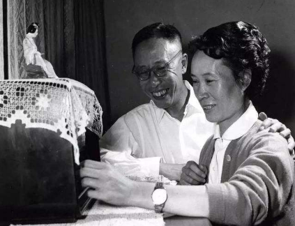 溥仪晚年想领养一个孩子 孤儿院为什么会拒绝溥仪的请求