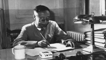 溥仪晚年想领养一个孩子 孤儿院为什么会拒绝溥仪的请求