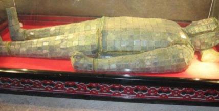 作为三国时期的盗墓团伙 为什么梁孝王墓葬中的金缕玉衣能保存完好