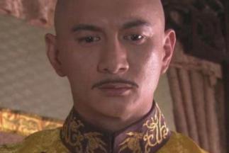 老爹和儿子都很长寿，为什么雍正在位13年就驾崩了