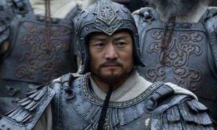 曹操为什么看不起孙策