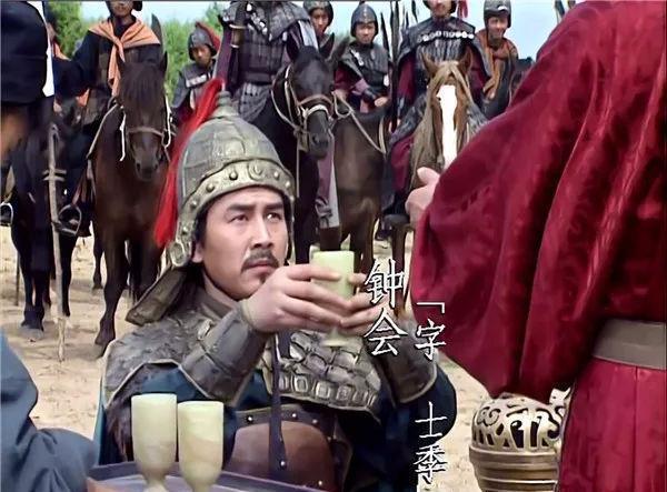 二士争功，为什么灭蜀第一功臣邓艾比谋反的钟会结局还惨？