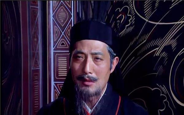 二士争功，为什么灭蜀第一功臣邓艾比谋反的钟会结局还惨？