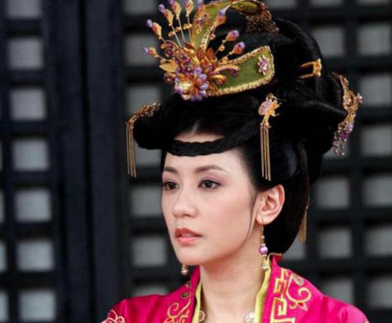 李隆基对付韦后的时候，为什么一定要得到太平公主的支持