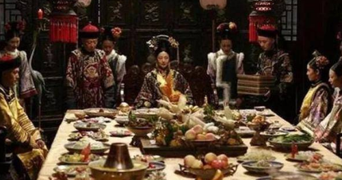 为什么慈禧吃菜不能超过三口