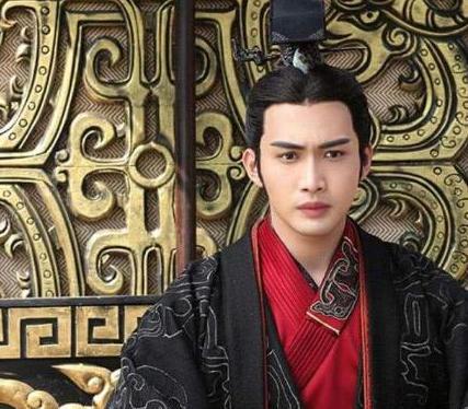 子婴为什么不靠城墙抵挡刘邦而是出城一战呢 只因一个坑儿子的爹