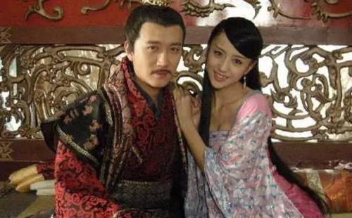 游戏人生的汉成帝是怎么成功继位的？