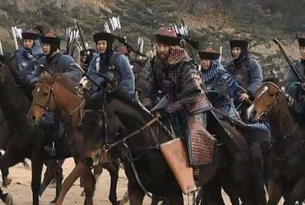 古代出征前将军都会训话 在最后面的士兵没有听到怎么办