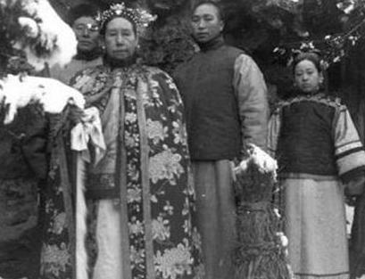 慈禧临死前为什么要毒死光绪呢 只因她不想被清算