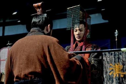 曹操为什么不敢答应汉献帝禅位