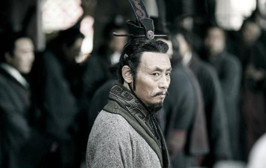 白起因拒绝出战被秦昭襄王赐死，那么为什么放过屡次犯错的范睢