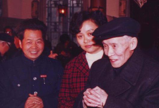 关于唐圭璋的评价是怎样的