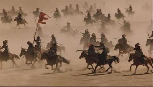 在古代战场，敌军为什么优先攻击举旗的士兵？