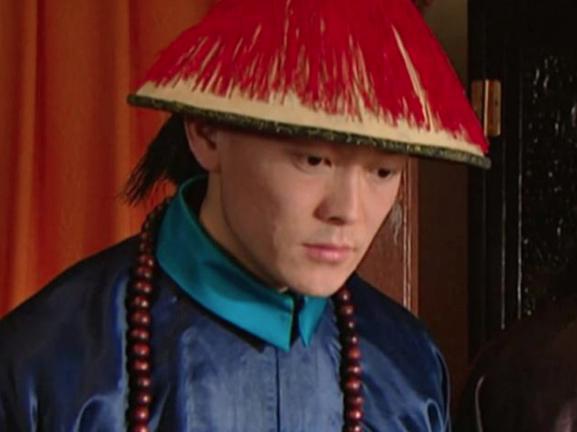 雍正将皇位传给了乾隆，他是如何对待乾隆哥哥弘时的