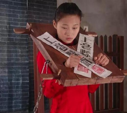 古时候押送犯人流放路途遥远，为什么还有人抢着做