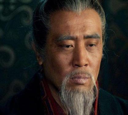 都是立下军令状的人 为什么诸葛亮不杀关羽而是杀马谡呢