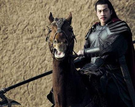 吕布被杀时曹操的心腹和嫡系都没有表态 为什么只有刘备站出来了