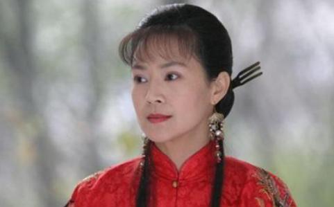 乾隆88岁时又娶了个妃子!一生无子的她是怎么上位的