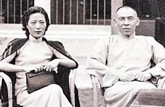 杜月笙是怎么看上目不识丁的万墨林,并且一生重用的