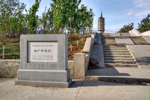 姚广孝为什么被称为＂黑衣宰相＂?