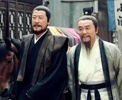 刘伯温作为明朝的开国元勋 朱元璋为什么叫人锯开刘伯温的棺材