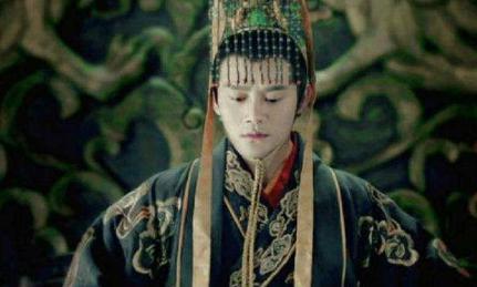 为什么从秦始皇之后的龙袍会变成黄色 最后是怎么演变下去的