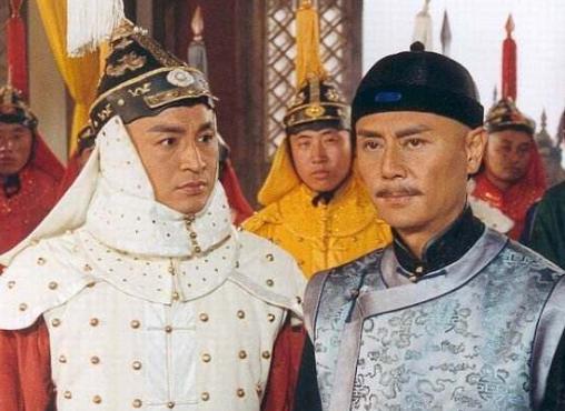 皇太极为什么会选不满6周岁的顺治继承皇位