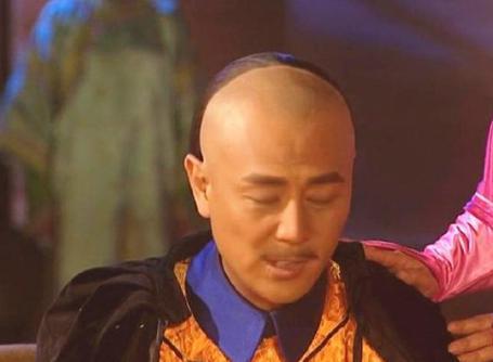 皇太极为什么会选不满6周岁的顺治继承皇位