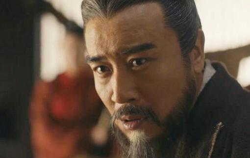 曹操为什么要弄死荀彧