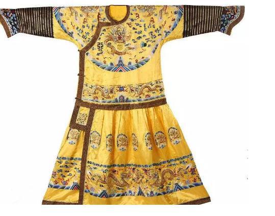 清代的龙袍到底是怎么做出来的，值多少钱