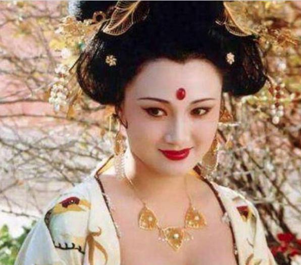 当李隆基册封杨玉环之后，寿王李瑁过得怎么样