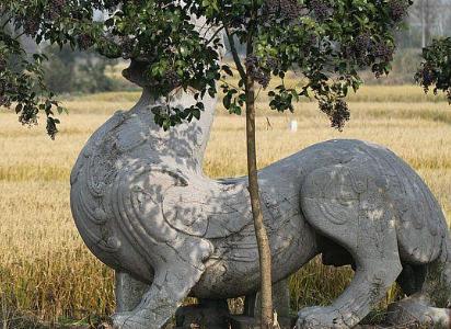 都说帝王最无兄弟情 他为什么将皇位传给萧赜呢