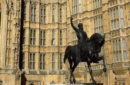 狮心王的名字是怎么来的 他死后遗体为什么会分为三份