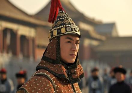 八爷党和十四党都是雍正的死对头 为什么没有不像杀老八一样杀他呢