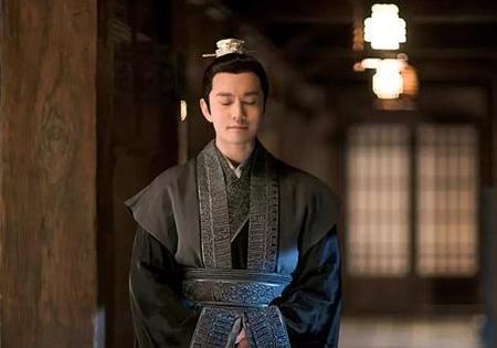 陈平是如何在争斗不断中的保全自己 他都是怎么做的