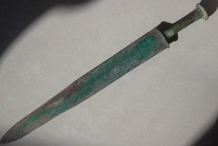青铜剑是怎么铸造的
