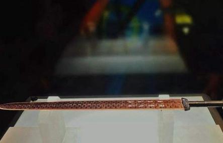 青铜剑是怎么铸造的