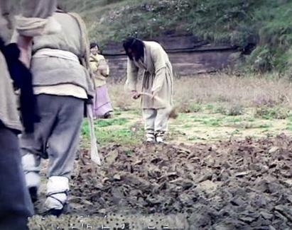 朱元璋打仗不费一分钱就能养活百万大军 为什么到了后代却不行了呢