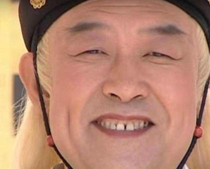 明朝时期的太监到底有多吃香 为什么又这么多人排着队去做太监呢