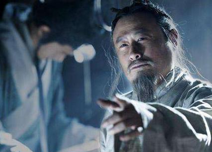 秦始皇为什么会突然暴毙呢 他到底是不是被人陷害的