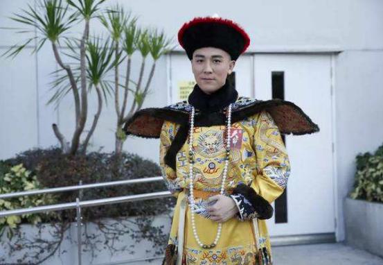 乾隆皇帝子嗣众多，平庸的嘉庆是怎么逆袭的