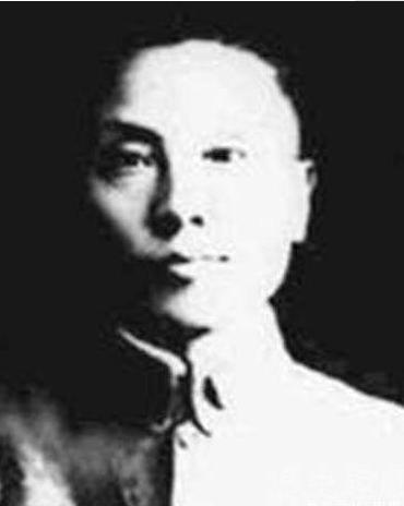 黄显声是怎么跟萝卜头是怎么认识的