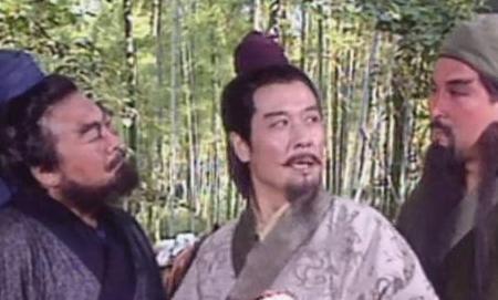 刘备为什么能成为三兄弟的老大呢 这里面有什么原因吗